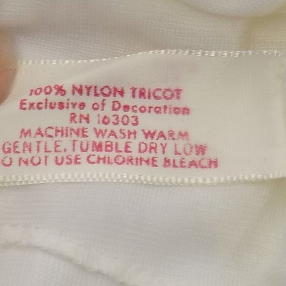 Womans Slip Nylon - Picture 6 of 6